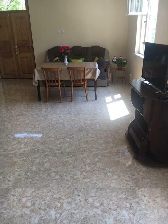 Nnn Guest House 고리스 외부 사진