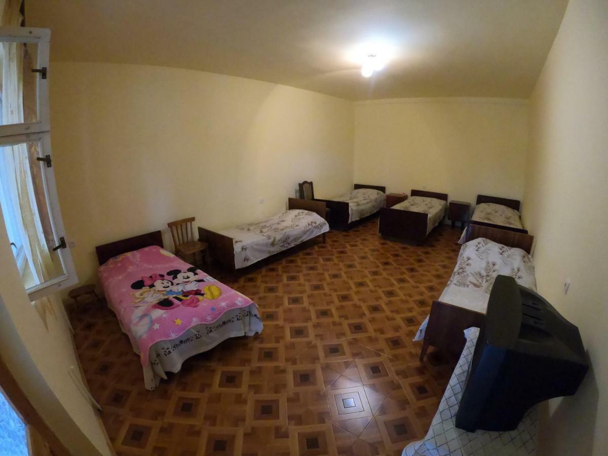 Nnn Guest House 고리스 외부 사진